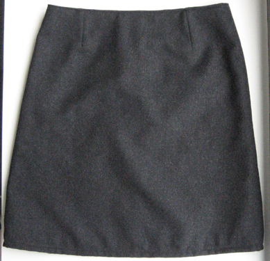 Skirt number five, in dark gray wool flannel worsted
