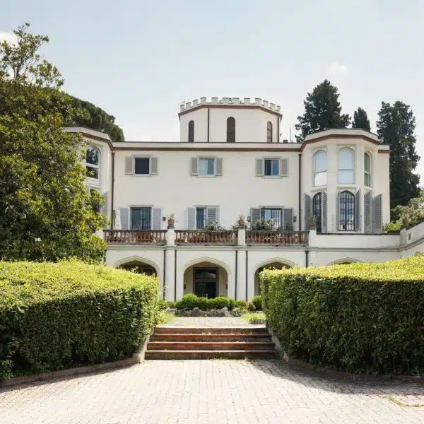 Villa Apartment with Duomo View in Florence-1_248750