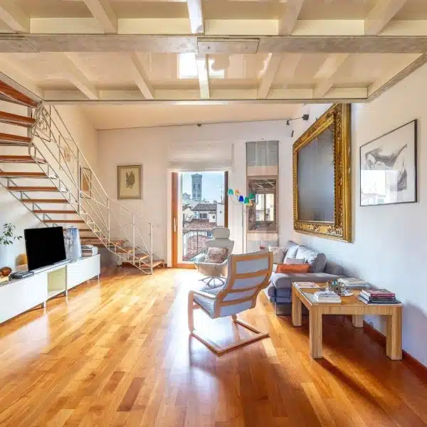 Elegant Apartment with Duomo View in Florence-0_250407