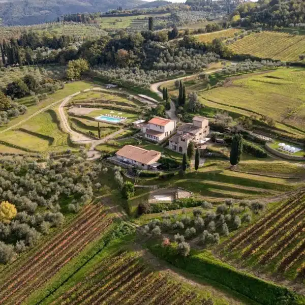 Luxury Estate with Swimming Pools and SPA in Chianti-1_251424