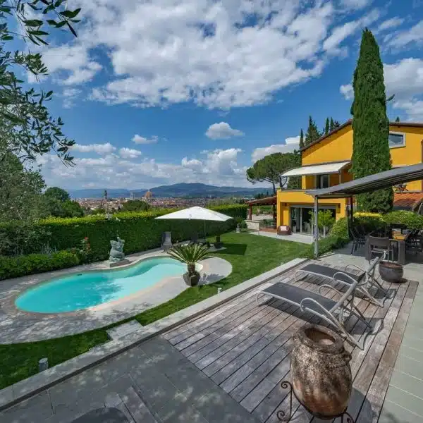 Exclusive Villa with Pool and Panoramic View in Piazzale Michelangelo-0_275031
