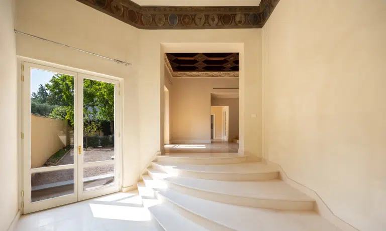 Luxury Historic Home with Garden in Florence, Italy