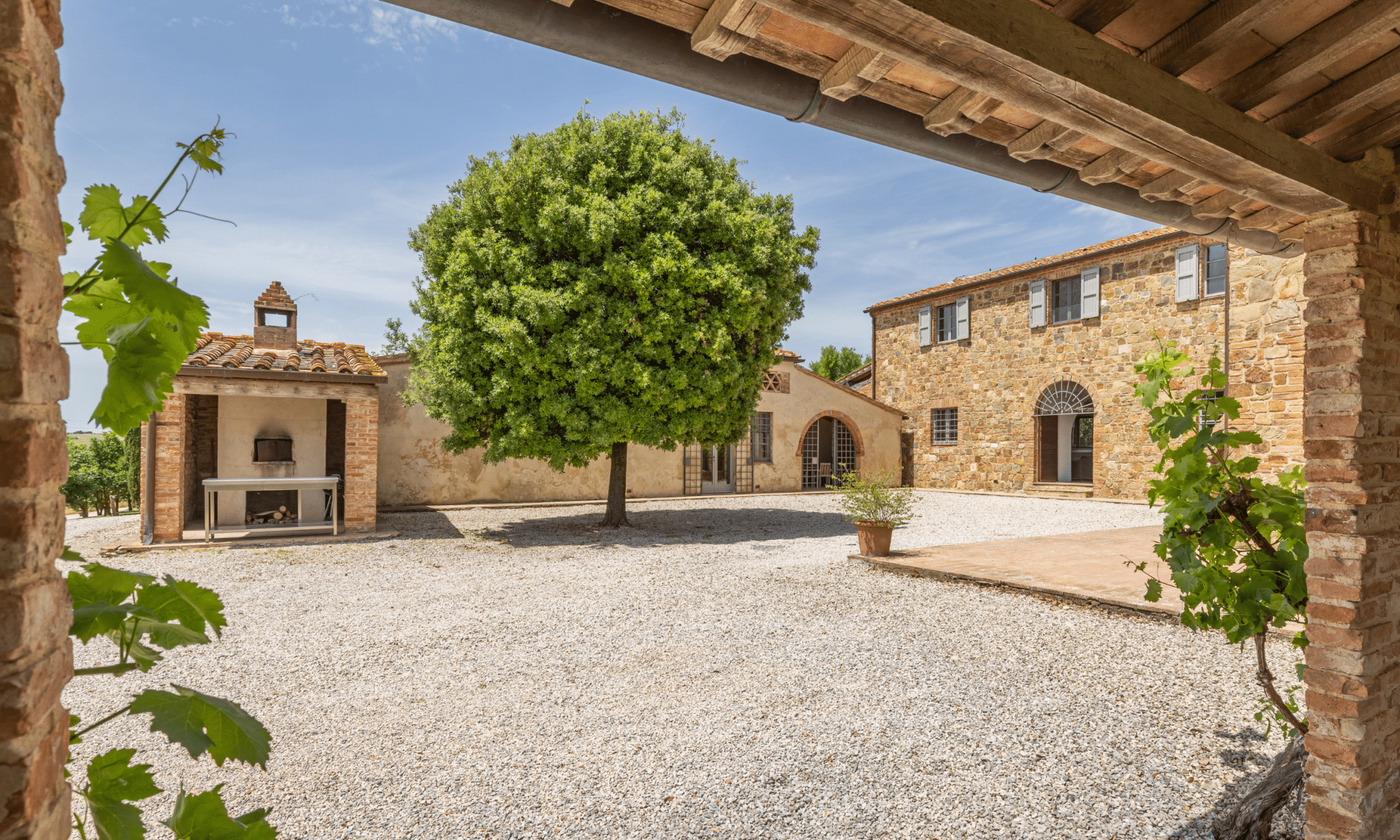 villa for sale in tuscany italy