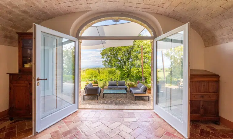 Italian Home Design: Luxury Villas Architectural Styles